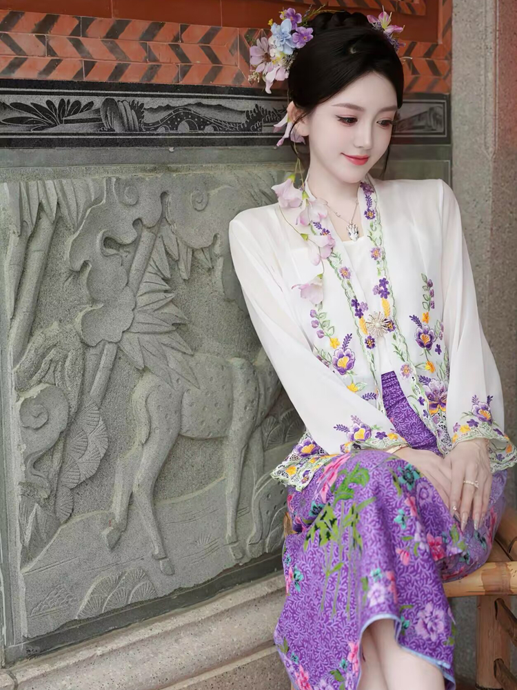 Exquisite Ethnic Women's Fashi - Ethnic Fashion Photography recensie en prijs