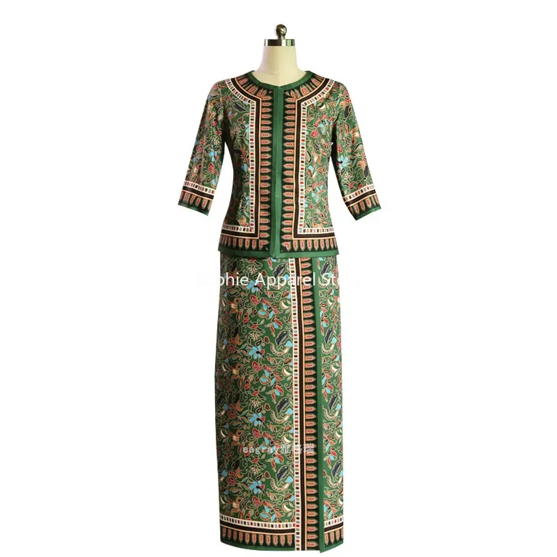 Southeast Asia Flight Attendan - Batik Sarong Wrap recensie en prijs