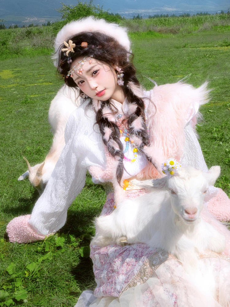 Yunnan Tibetan Costume Lijiang - Ethnic Fashion Photography recensie en prijs