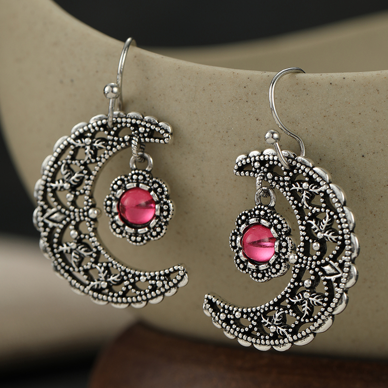 Vintage Inlaid Red Stone Moon  - Ethnic Wear In Fashion recensie en prijs